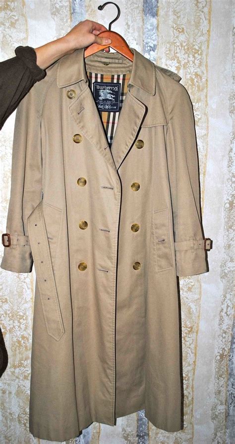 classic burberry trenchcoat vintage londen|burberrys vintage trench coat.